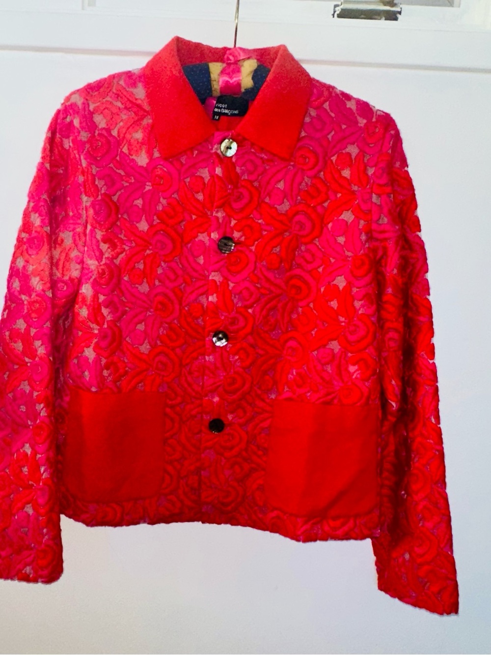 Tricot COMME des GARÇONS
Floral Embroidered Jacket